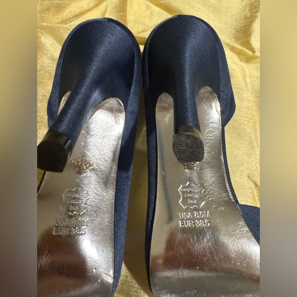 Elegant Navy Blue Peep-Toe Heels - Picture 9 of 17